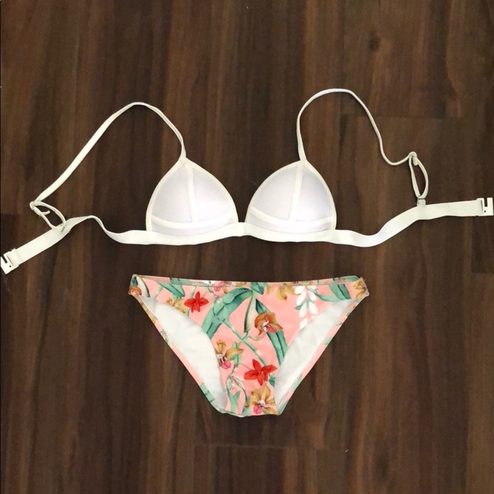 Push-up Bikini set - Picture 2 of 5